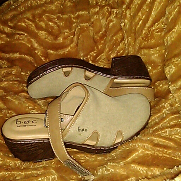 Women's size 9 b.o.c (born o concept) casual mule - Picture 4 of 4